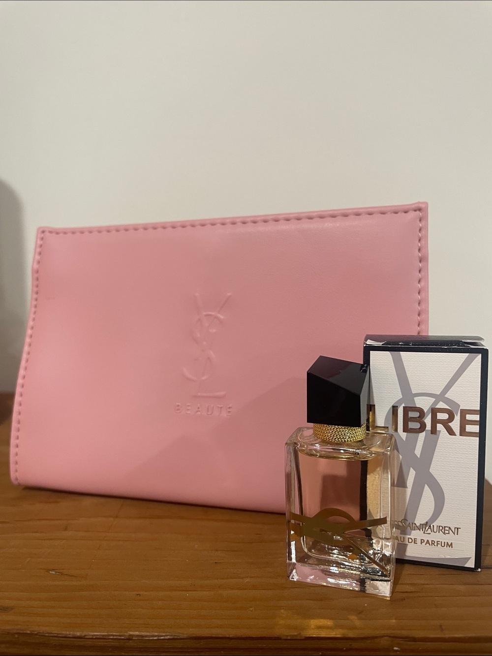 🎉 Yves Saint Laurent RARE PINK Embossed  Pouch W/ mini